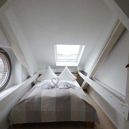 Kuenstlerzimmer Im Kulturhaus Haeselburg Gera Luaran gambar