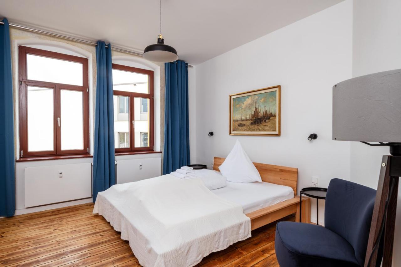 Kuenstlerzimmer Im Kulturhaus Haeselburg Gera Luaran gambar