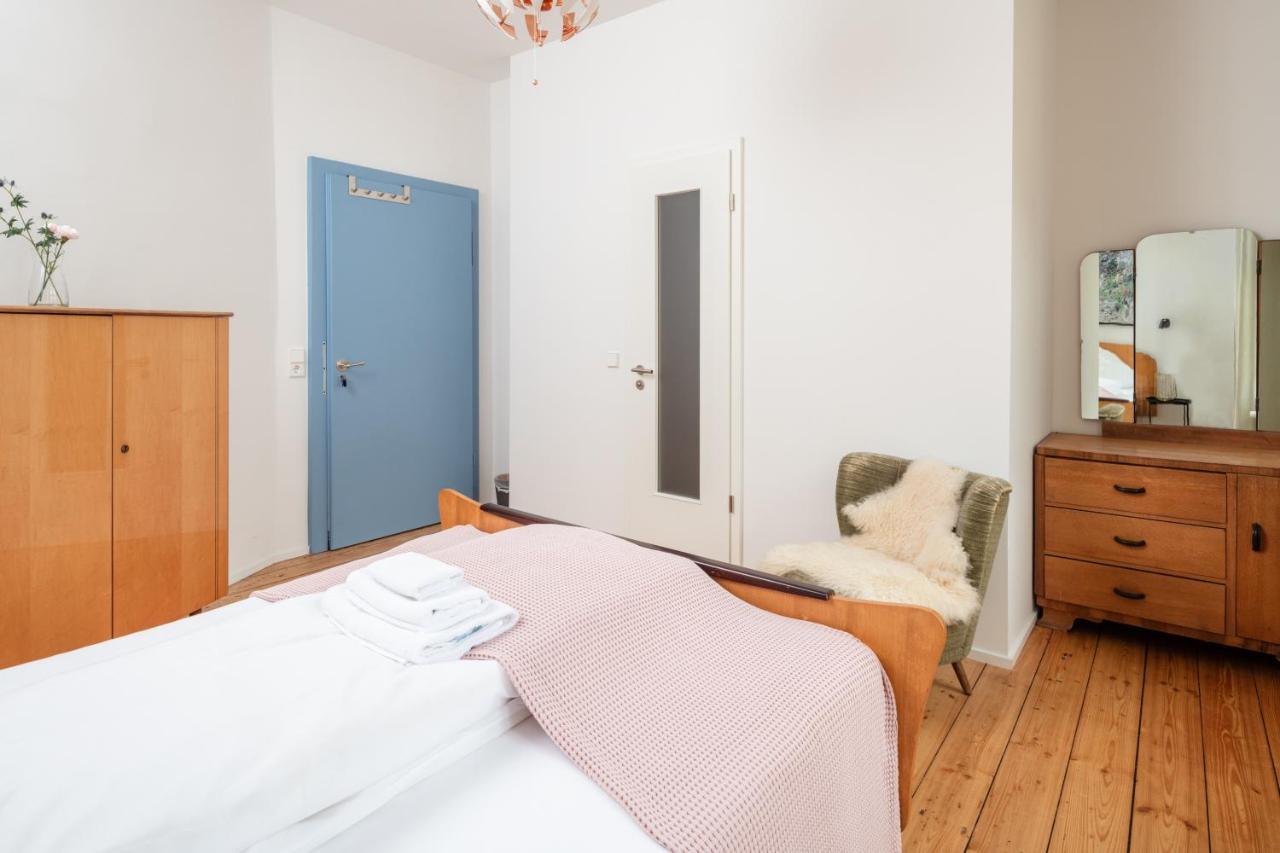 Kuenstlerzimmer Im Kulturhaus Haeselburg Gera Luaran gambar