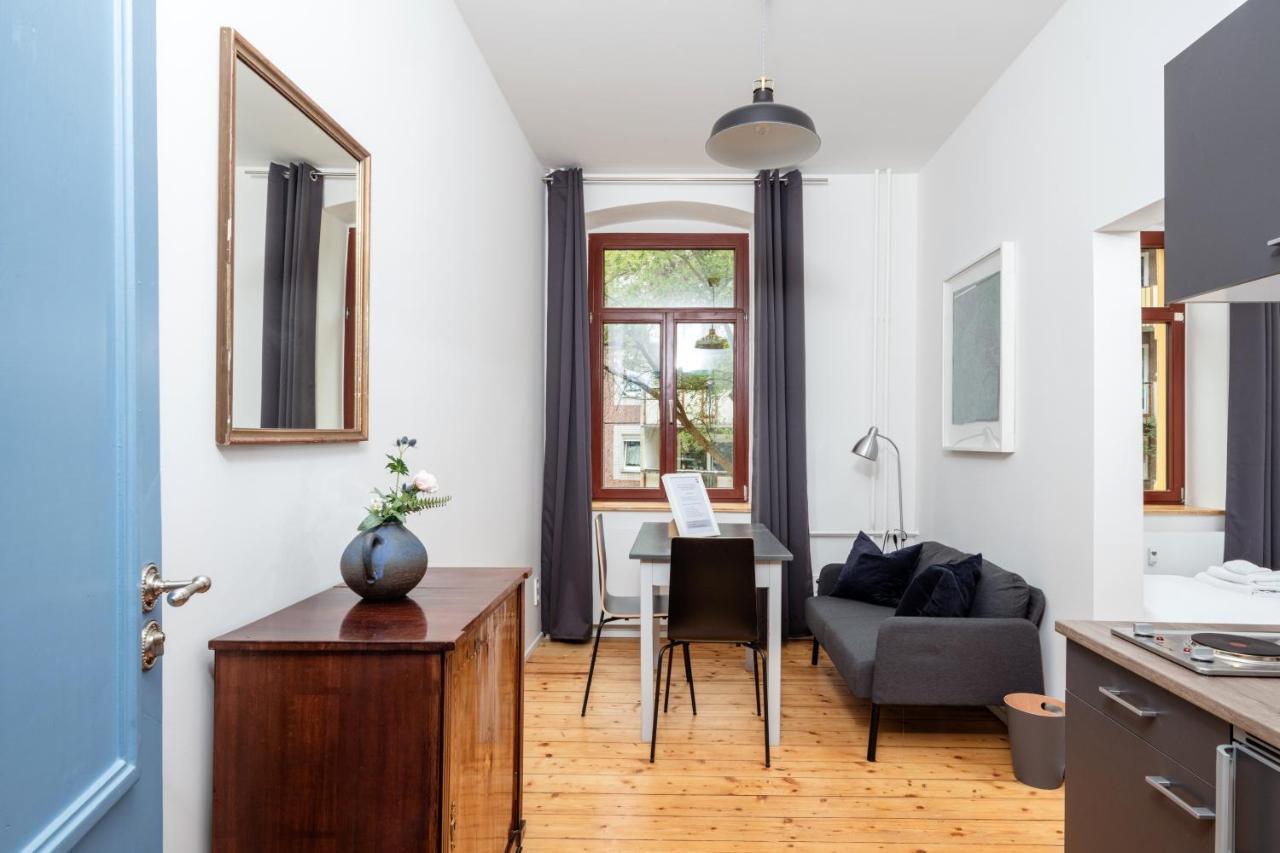 Kuenstlerzimmer Im Kulturhaus Haeselburg Gera Luaran gambar