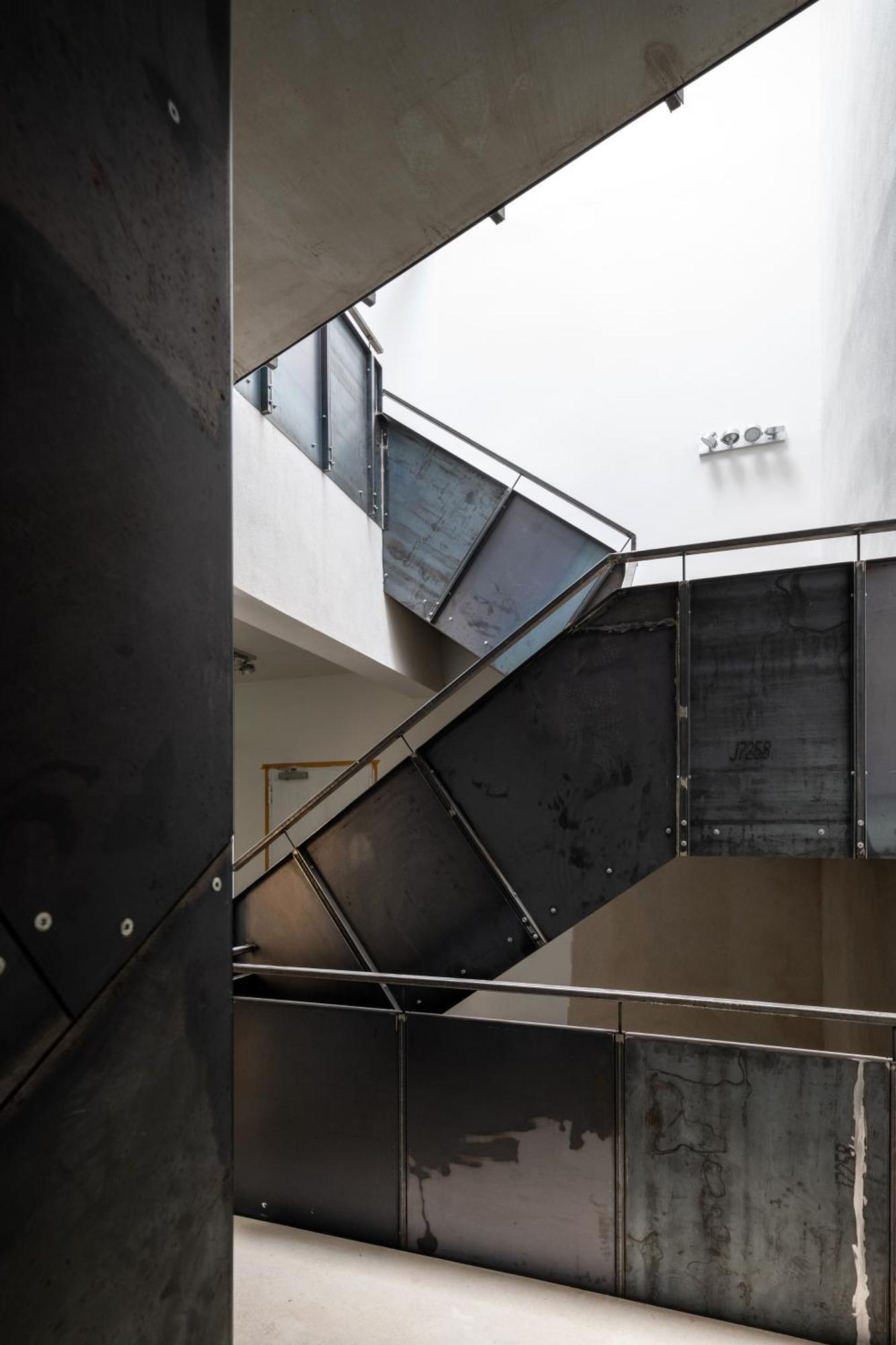 Kuenstlerzimmer Im Kulturhaus Haeselburg Gera Luaran gambar