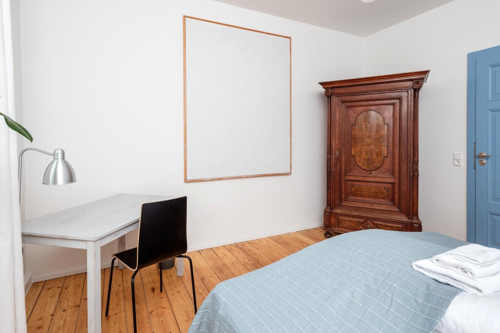 Kuenstlerzimmer Im Kulturhaus Haeselburg Gera Luaran gambar
