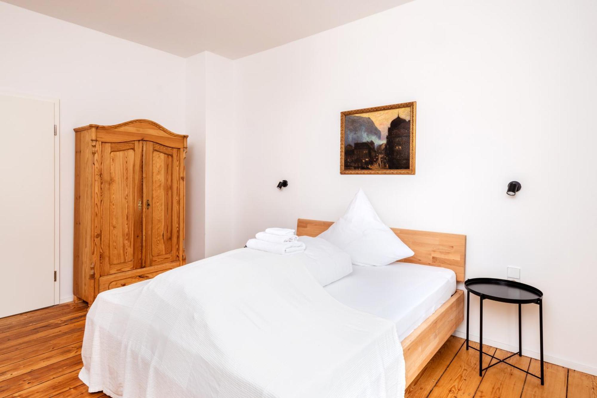Kuenstlerzimmer Im Kulturhaus Haeselburg Gera Luaran gambar