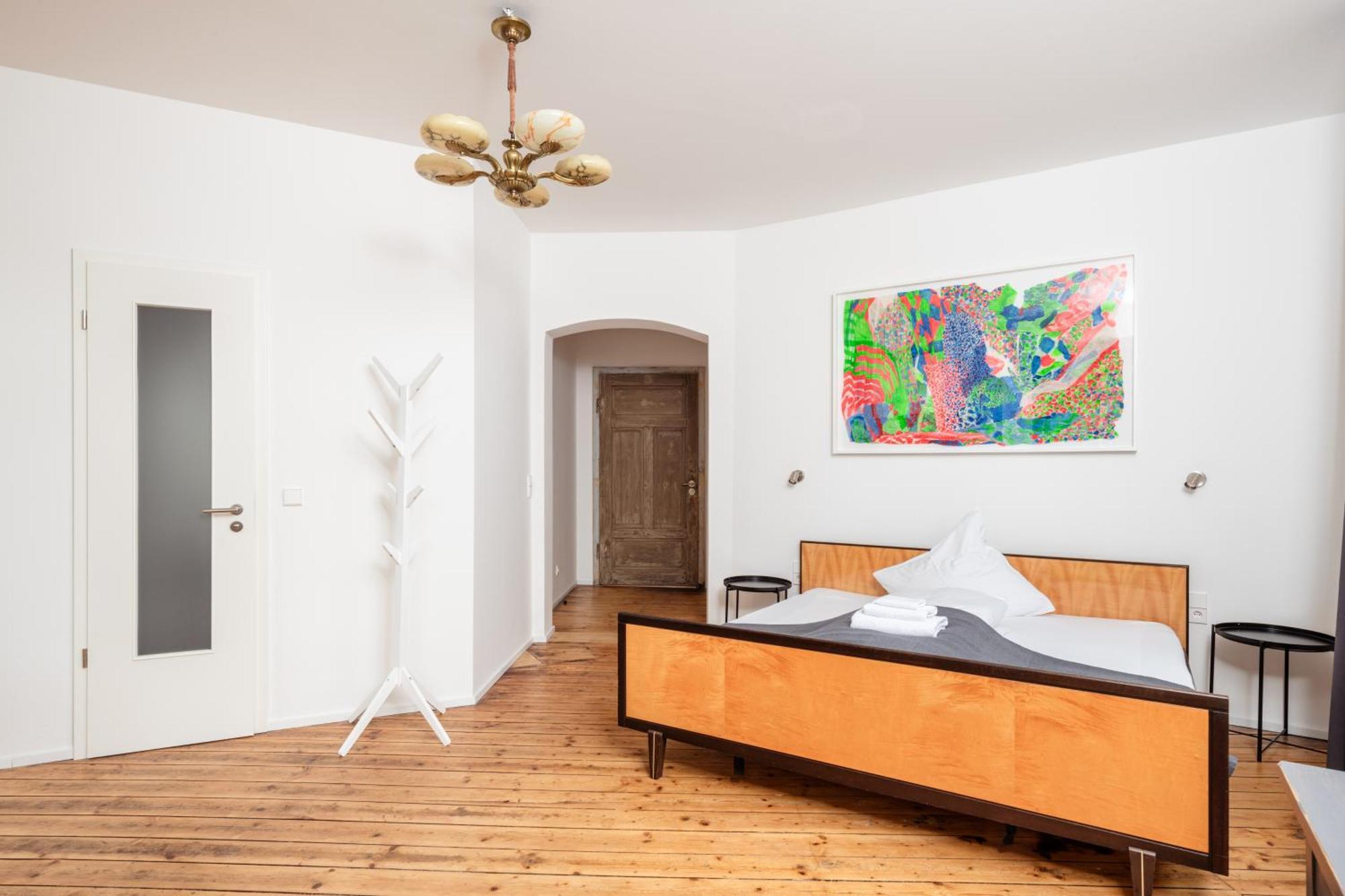 Kuenstlerzimmer Im Kulturhaus Haeselburg Gera Luaran gambar