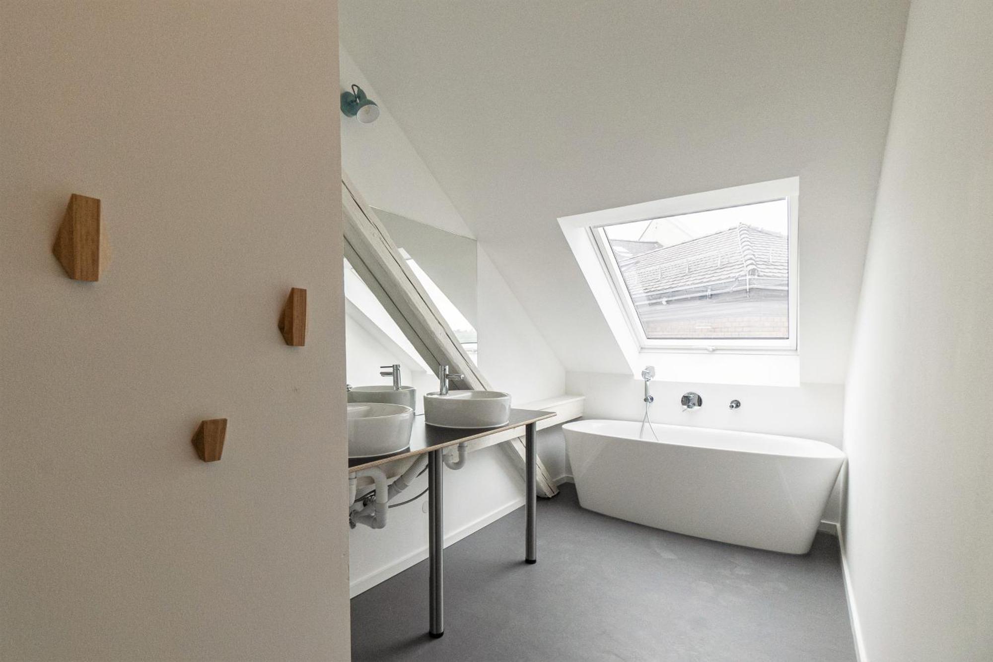 Kuenstlerzimmer Im Kulturhaus Haeselburg Gera Luaran gambar